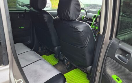 Scion xB II рестайлинг, 2004 год, 710 000 рублей, 10 фотография