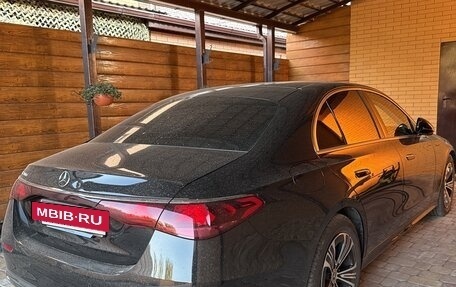 Mercedes-Benz E-Класс, 2024 год, 6 750 000 рублей, 3 фотография