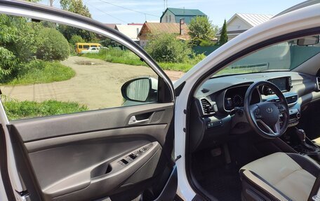 Hyundai Tucson III, 2019 год, 2 350 000 рублей, 6 фотография