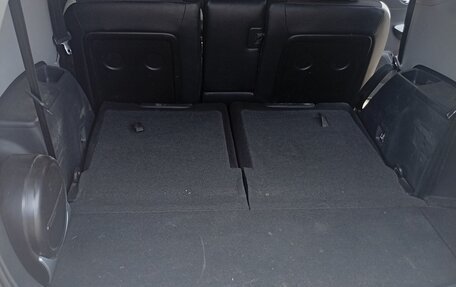 Toyota Wish II, 2012 год, 1 310 000 рублей, 9 фотография