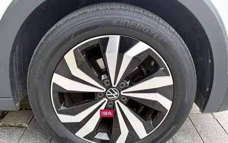 Volkswagen T-Cross I, 2022 год, 1 595 000 рублей, 14 фотография