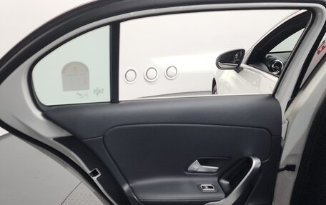 Mercedes-Benz A-Класс, 2025 год, 3 940 000 рублей, 25 фотография