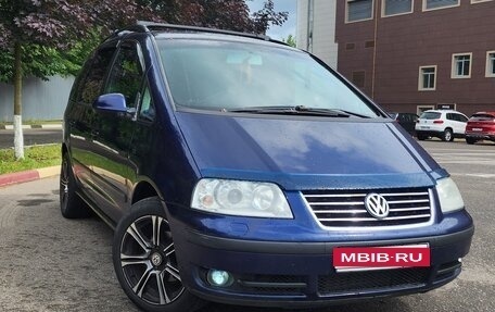 Volkswagen Sharan I рестайлинг, 2005 год, 615 000 рублей, 1 фотография