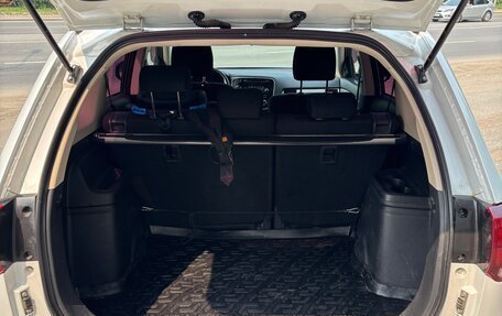 Mitsubishi Outlander III рестайлинг 3, 2015 год, 1 850 000 рублей, 15 фотография