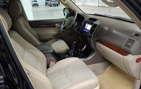 Toyota Land Cruiser Prado 120 рестайлинг, 2005 год, 1 730 000 рублей, 13 фотография
