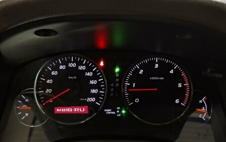 Toyota Land Cruiser Prado 120 рестайлинг, 2005 год, 1 730 000 рублей, 16 фотография