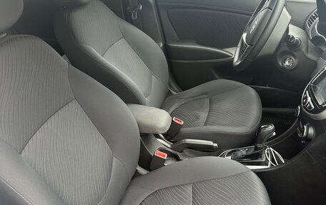 Hyundai Solaris II рестайлинг, 2015 год, 940 000 рублей, 6 фотография