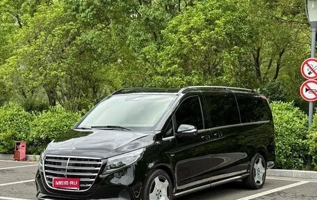 Mercedes-Benz V-Класс, 2024 год, 8 620 000 рублей, 1 фотография