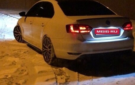 Volkswagen Jetta VI, 2013 год, 1 150 000 рублей, 3 фотография
