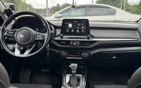 KIA Cerato IV, 2019 год, 1 750 000 рублей, 9 фотография