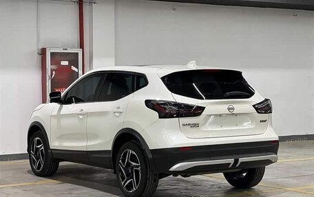 Nissan Qashqai, 2024 год, 2 100 000 рублей, 6 фотография
