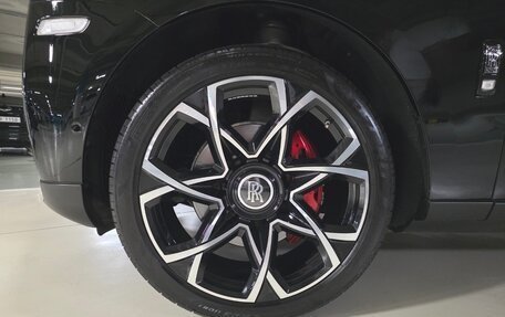Rolls-Royce Cullinan, 2020 год, 30 500 000 рублей, 3 фотография