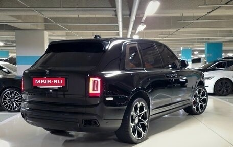 Rolls-Royce Cullinan, 2020 год, 30 500 000 рублей, 4 фотография