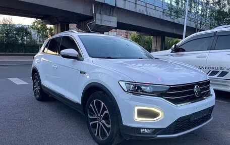 Volkswagen T-Roc I, 2022 год, 1 420 028 рублей, 3 фотография