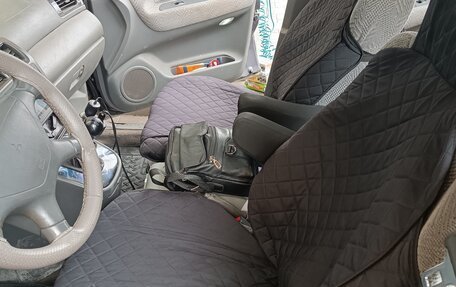 Mitsubishi Space Wagon III, 1998 год, 380 000 рублей, 7 фотография