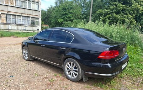 Volkswagen Passat B7, 2011 год, 780 000 рублей, 2 фотография