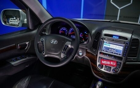Hyundai Santa Fe III рестайлинг, 2011 год, 1 200 000 рублей, 26 фотография