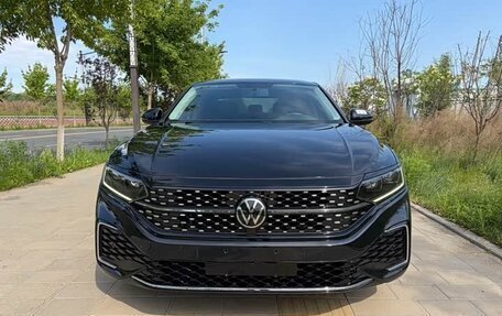 Volkswagen Passat B8 рестайлинг, 2023 год, 1 870 028 рублей, 2 фотография