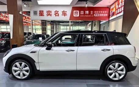 MINI Clubman, 2023 год, 2 634 000 рублей, 4 фотография