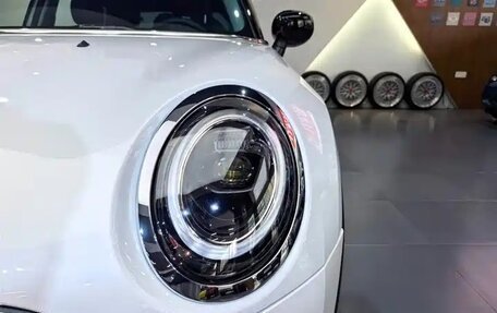 MINI Clubman, 2023 год, 2 634 000 рублей, 7 фотография