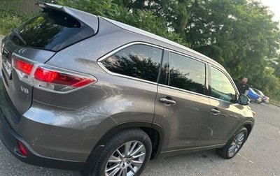 Toyota Highlander III, 2014 год, 2 550 000 рублей, 1 фотография