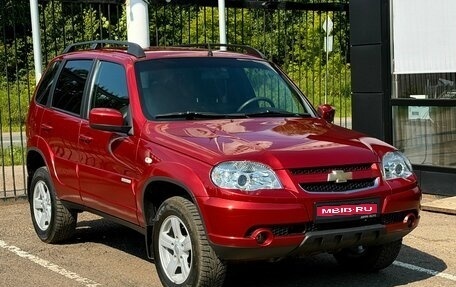 Chevrolet Niva I рестайлинг, 2015 год, 769 000 рублей, 1 фотография
