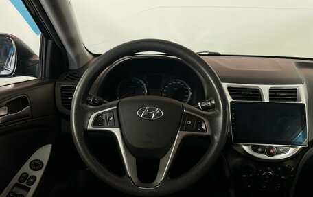 Hyundai Solaris II рестайлинг, 2015 год, 1 002 000 рублей, 14 фотография