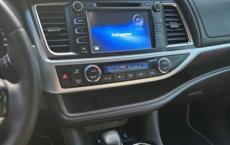 Toyota Highlander III, 2014 год, 2 550 000 рублей, 13 фотография