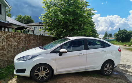 Ford Fiesta, 2016 год, 650 000 рублей, 4 фотография