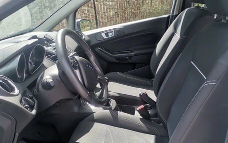 Ford Fiesta, 2016 год, 650 000 рублей, 6 фотография