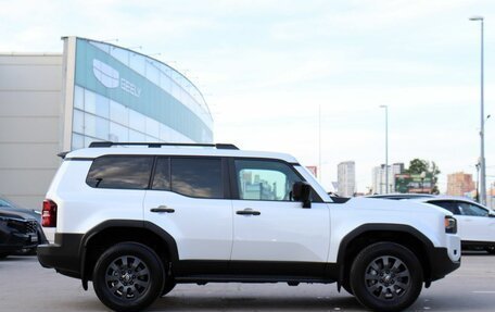 Toyota Land Cruiser Prado, 2024 год, 10 400 000 рублей, 4 фотография