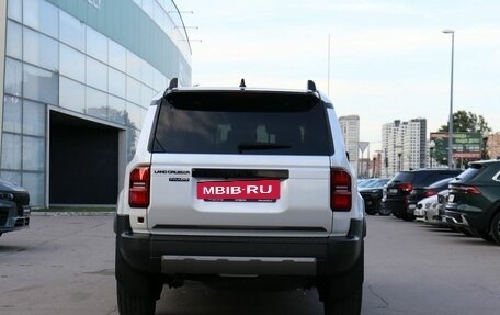 Toyota Land Cruiser Prado, 2024 год, 10 400 000 рублей, 6 фотография