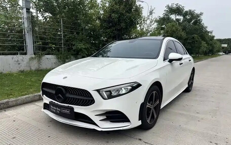 Mercedes-Benz A-Класс, 2022 год, 1 430 000 рублей, 2 фотография