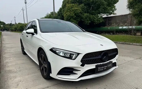 Mercedes-Benz A-Класс, 2022 год, 1 430 000 рублей, 3 фотография