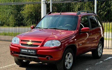 Chevrolet Niva I рестайлинг, 2015 год, 769 000 рублей, 3 фотография