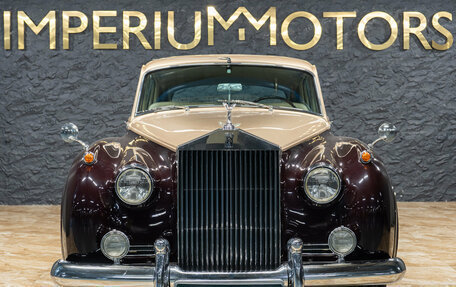 Rolls-Royce Silver Cloud I, 1958 год, 22 990 000 рублей, 3 фотография