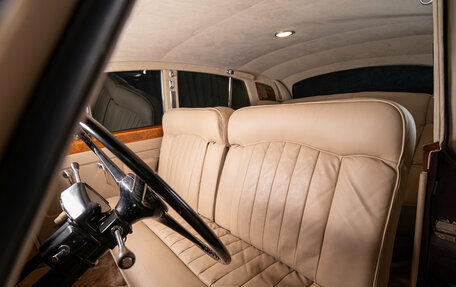 Rolls-Royce Silver Cloud I, 1958 год, 22 990 000 рублей, 13 фотография