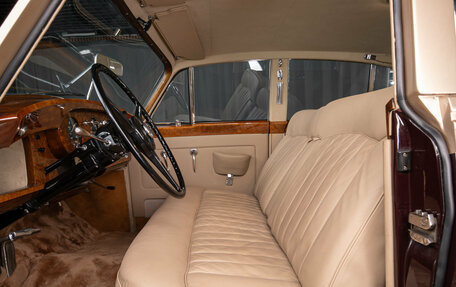 Rolls-Royce Silver Cloud I, 1958 год, 22 990 000 рублей, 12 фотография