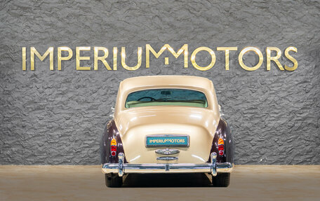 Rolls-Royce Silver Cloud I, 1958 год, 22 990 000 рублей, 11 фотография