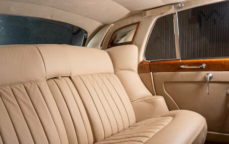 Rolls-Royce Silver Cloud I, 1958 год, 22 990 000 рублей, 24 фотография