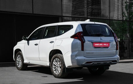 Mitsubishi Pajero Sport III рестайлинг, 2020 год, 3 598 000 рублей, 7 фотография