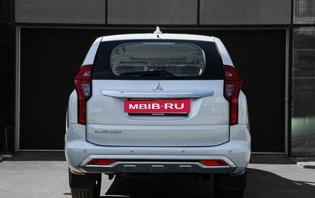 Mitsubishi Pajero Sport III рестайлинг, 2020 год, 3 598 000 рублей, 5 фотография