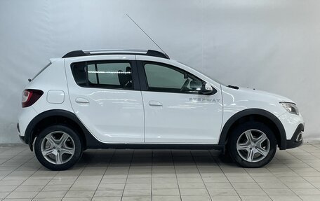 Renault Sandero II рестайлинг, 2020 год, 894 322 рублей, 9 фотография
