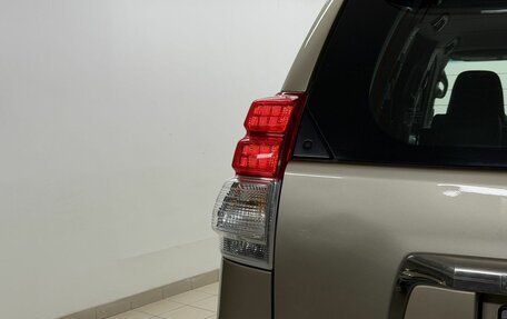 Toyota Land Cruiser Prado 150 рестайлинг 2, 2011 год, 2 500 000 рублей, 10 фотография