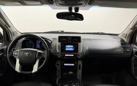Toyota Land Cruiser Prado 150 рестайлинг 2, 2011 год, 2 500 000 рублей, 17 фотография