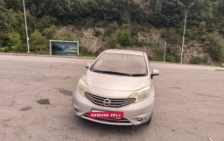 Nissan Note II рестайлинг, 2013 год, 600 000 рублей, 2 фотография