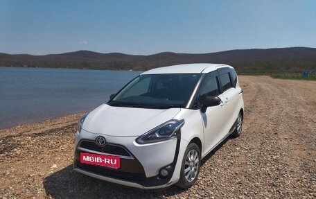 Toyota Sienta II, 2017 год, 1 450 000 рублей, 3 фотография