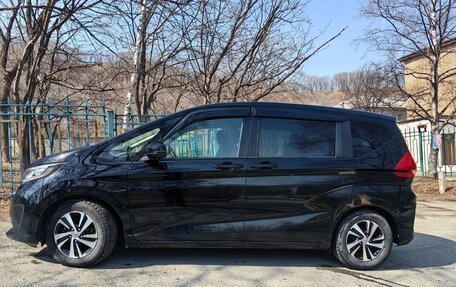 Honda Freed II, 2017 год, 1 160 000 рублей, 3 фотография