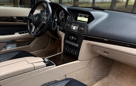 Mercedes-Benz E-Класс, 2014 год, 1 485 000 рублей, 31 фотография