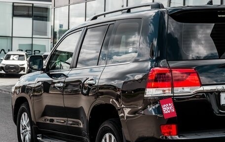 Toyota Land Cruiser 200, 2020 год, 7 900 000 рублей, 19 фотография